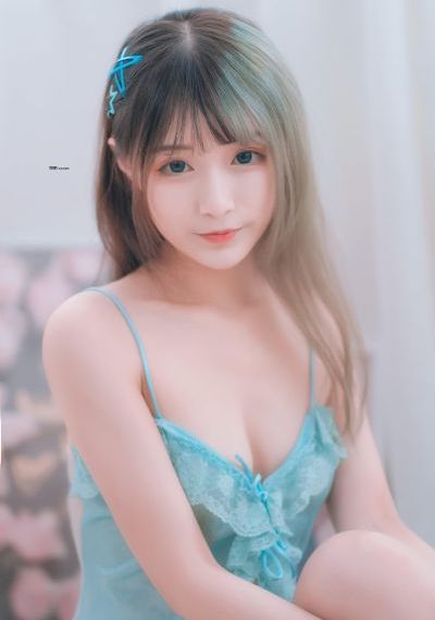 被男狂揉吃奶胸60分钟_BD韩语高清迅雷在线观看