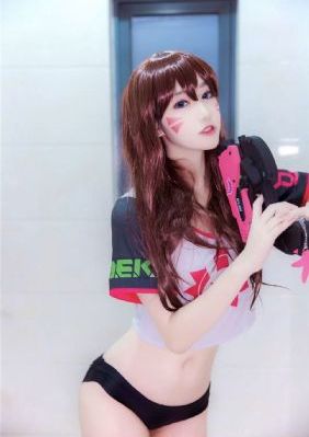 诱人年轻的女老板_剧情片在线视频播放